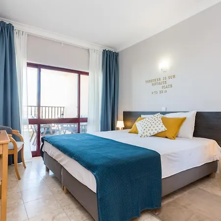 Апартаменти Behappy Rocha Sunrise - With Sea View *